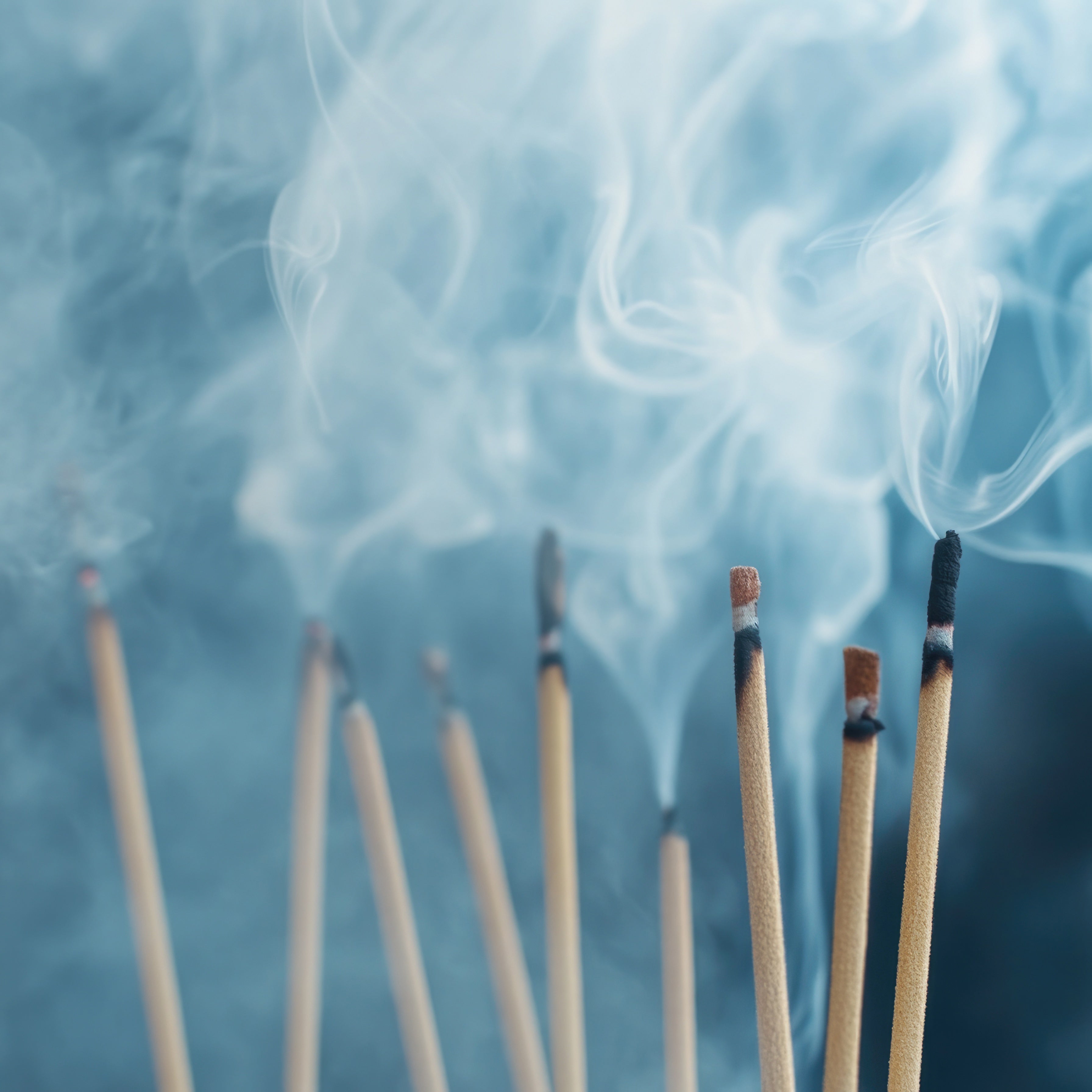 Koboku Medium Black Candle, 160g