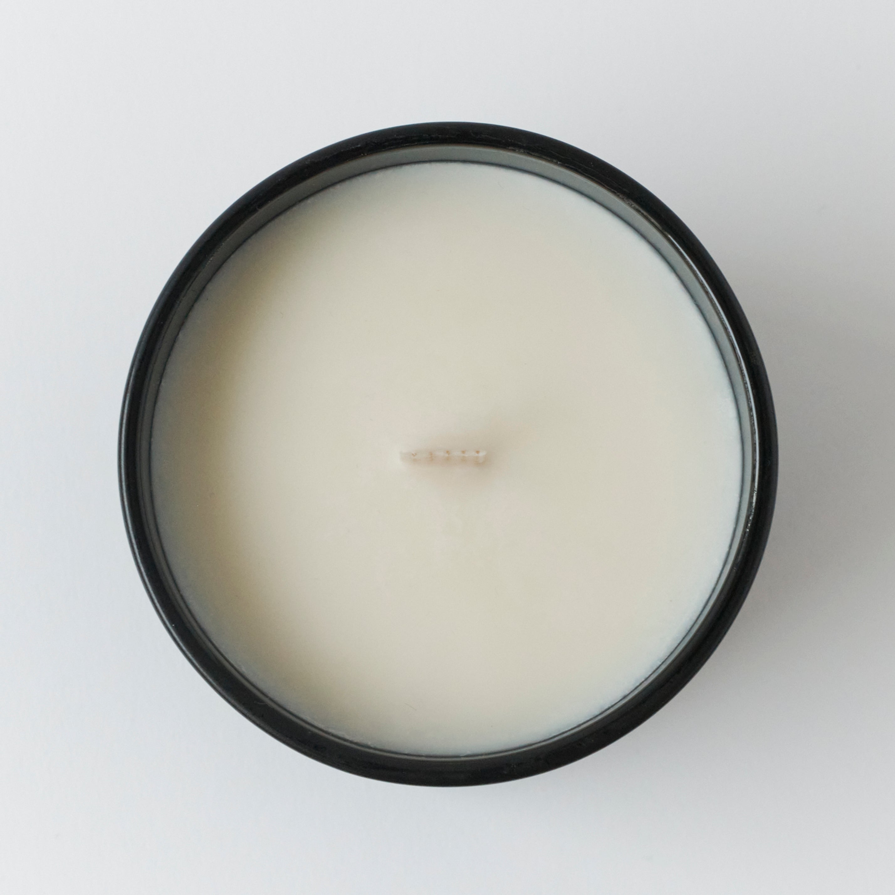 Amber 'Warm Rich' Large Black Candle, 235g