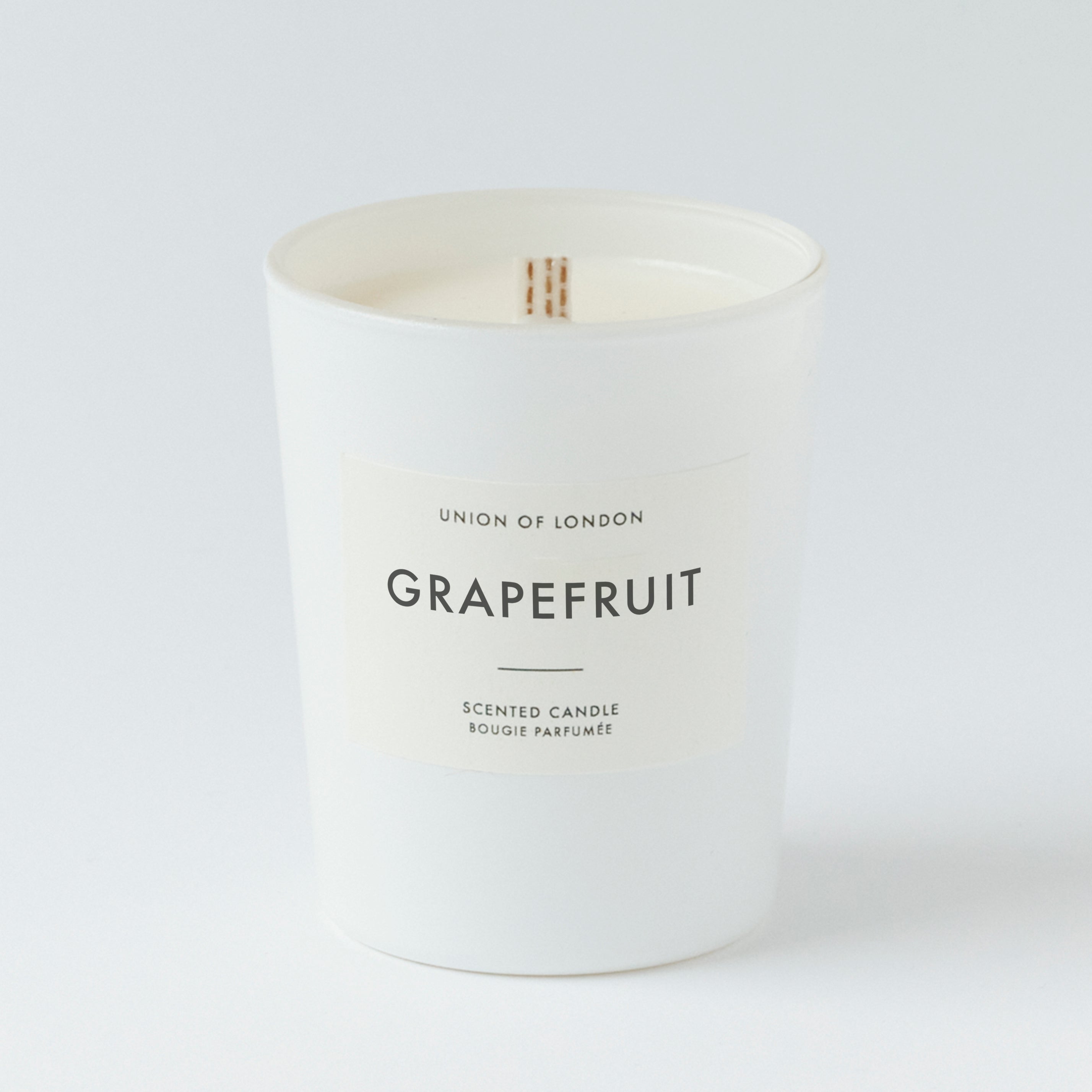 Grapefruit 'Bright Invigorating' Small White Candle, 75g